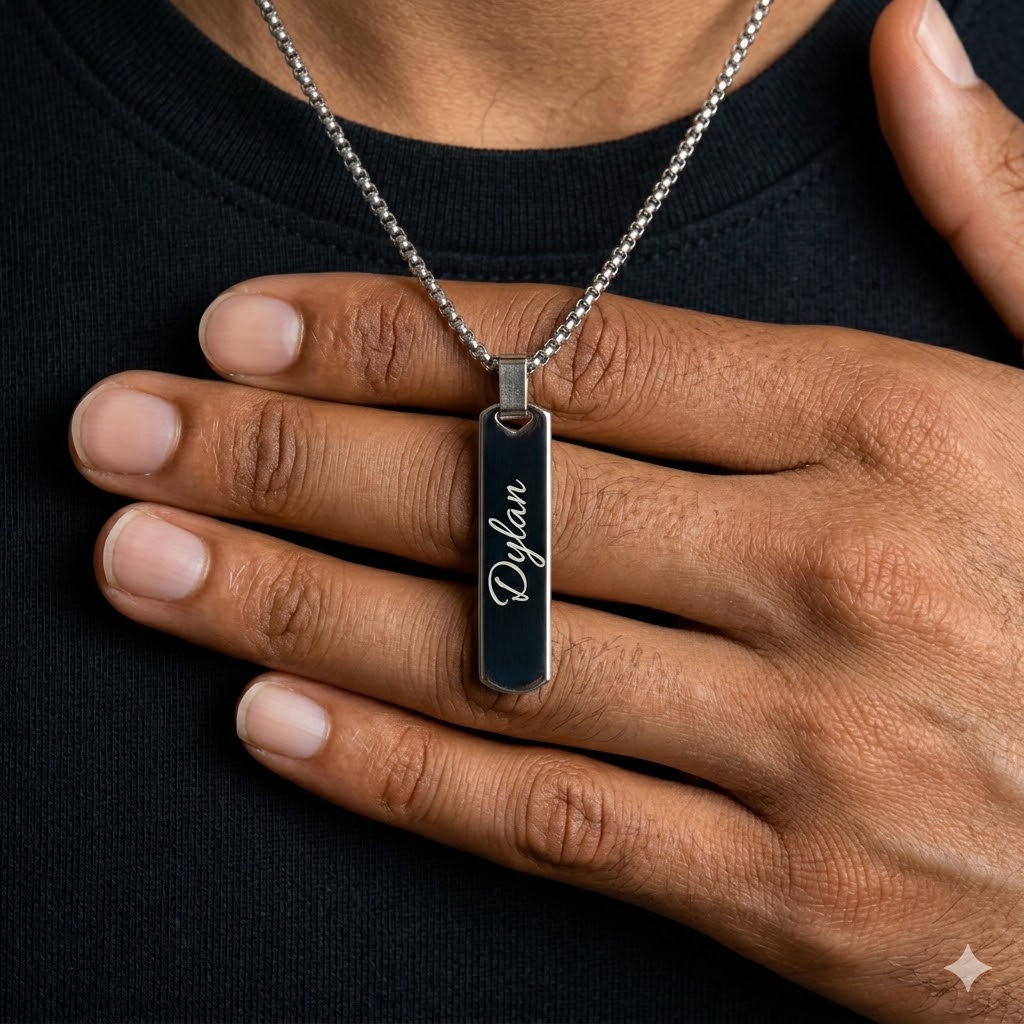 Men'S Fashion All Black Outfit - Colliers gravés gratuitement pour hommes, pendentif