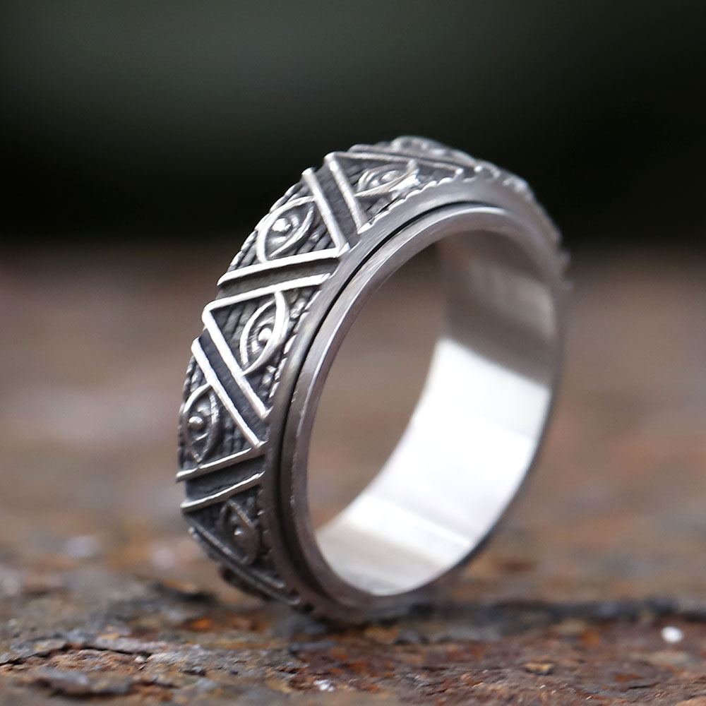 Bague rotative œil d'horus de  - Men'S Fashion Guide avis et prix