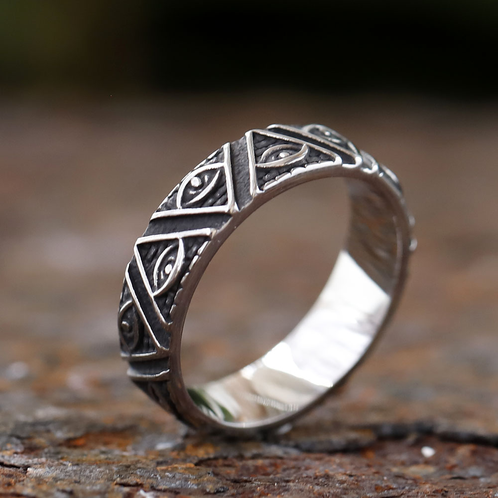 Bague rotative œil d'horus de  - Men'S Fashion Guide avis et prix